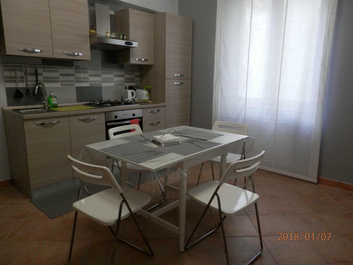 Casa Via Dei Fiorentini Neapel Exteriör bild