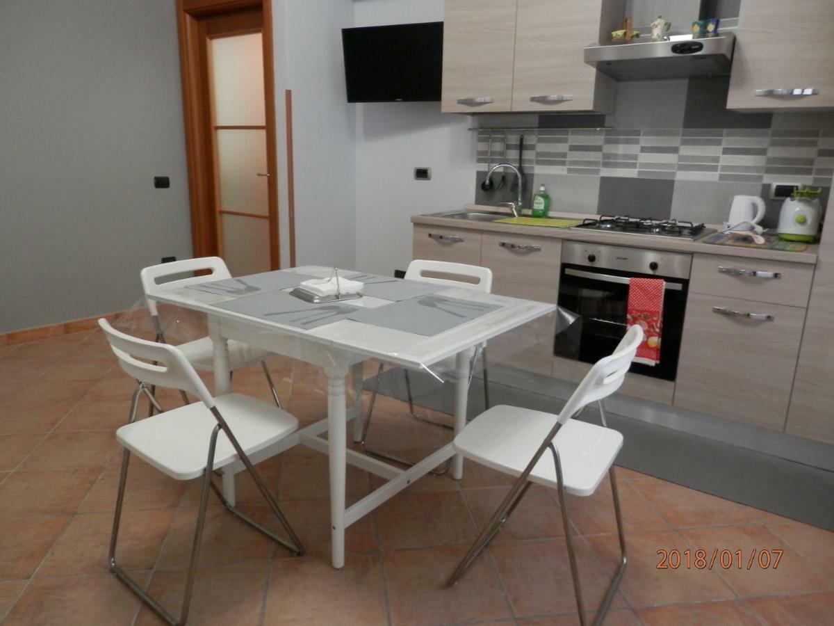 Casa Via Dei Fiorentini Neapel Exteriör bild
